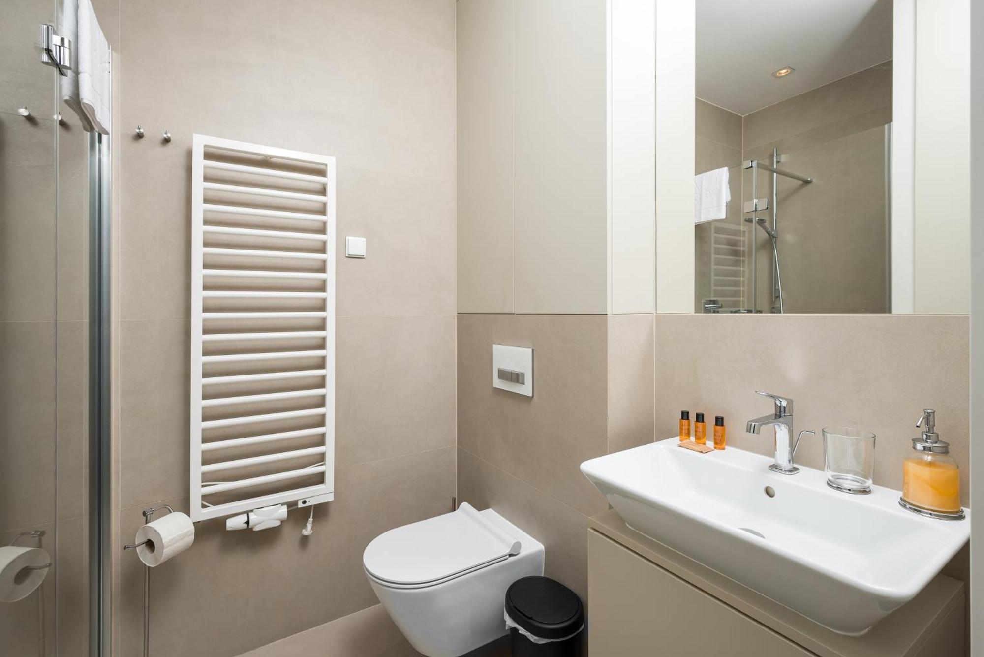 ורשה Elektrownia Powisle Comfort Apartment מראה חיצוני תמונה